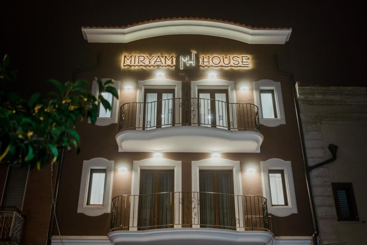 Miryam House Affittacamere Suite E Relax San Severo Dış mekan fotoğraf